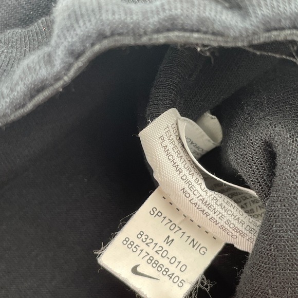 Nike Tech Fleece Cropped Jogger Pants Black Mens M Athletic Casual Sporty Sweats - Picture 11 of 12